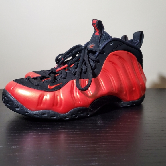 Nike Air Foamposites - Picture 3 of 4
